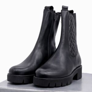 Gabor 91.717.27 Quilted Leather Tall Lug Chelsea Boots Women’s UK 5.5 Black New